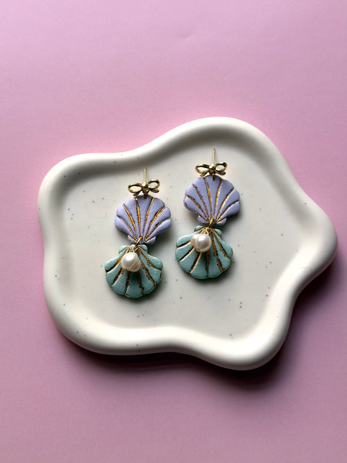 Double Mermaid Shells